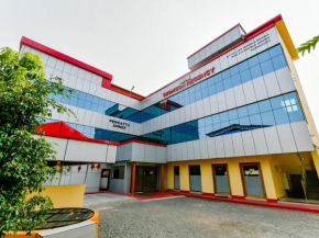 Отель Thomson Regency  Karayamparambu